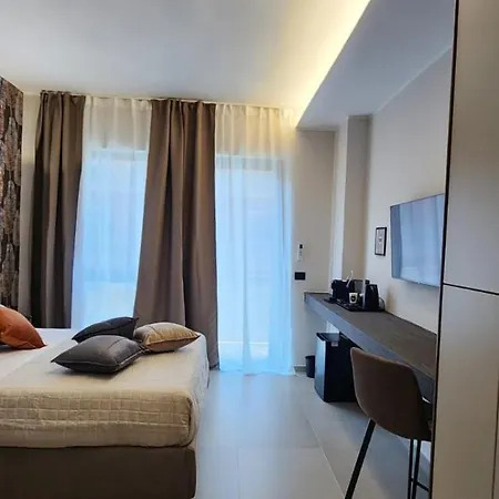 Domus Carulli 23 3*