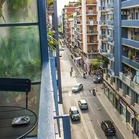 Domus Carulli 23 3* Bari